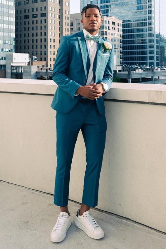 Cecil Turquoise Notched Lapel Three Pieces Wedding Men Suits