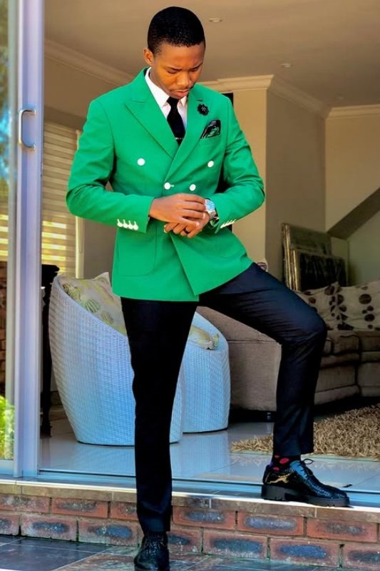 Harley Green Peaked Lapel Double Breasted Prom Men Suits